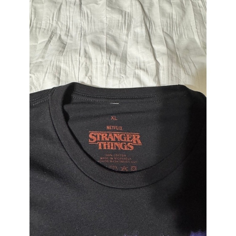 Stranger Things Merch - Picture 2 of 3